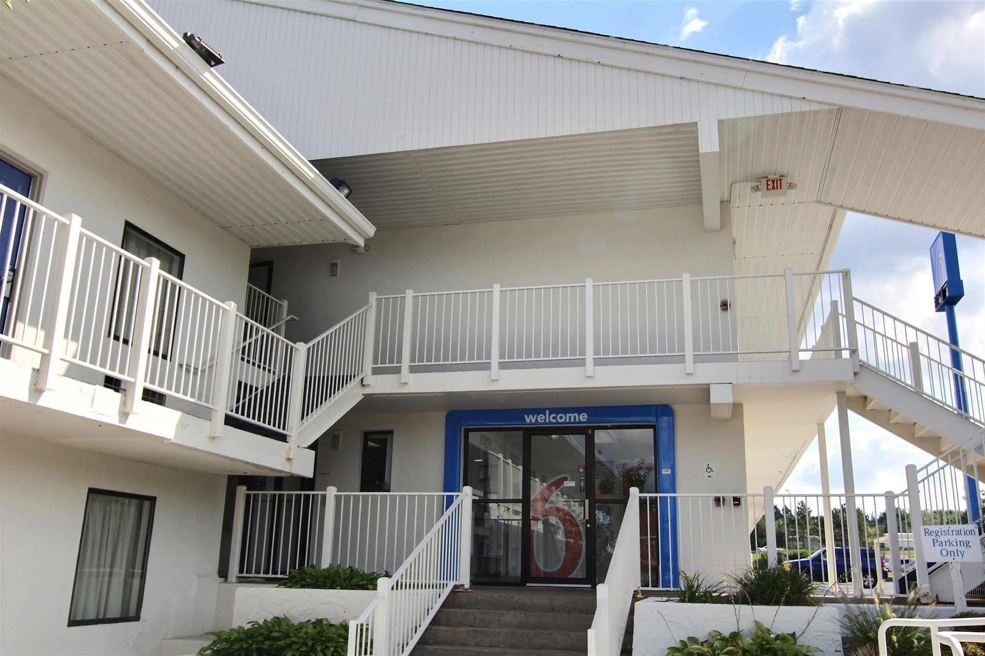Motel 6-Middleburg Heights, Oh - Cleveland Exterior photo